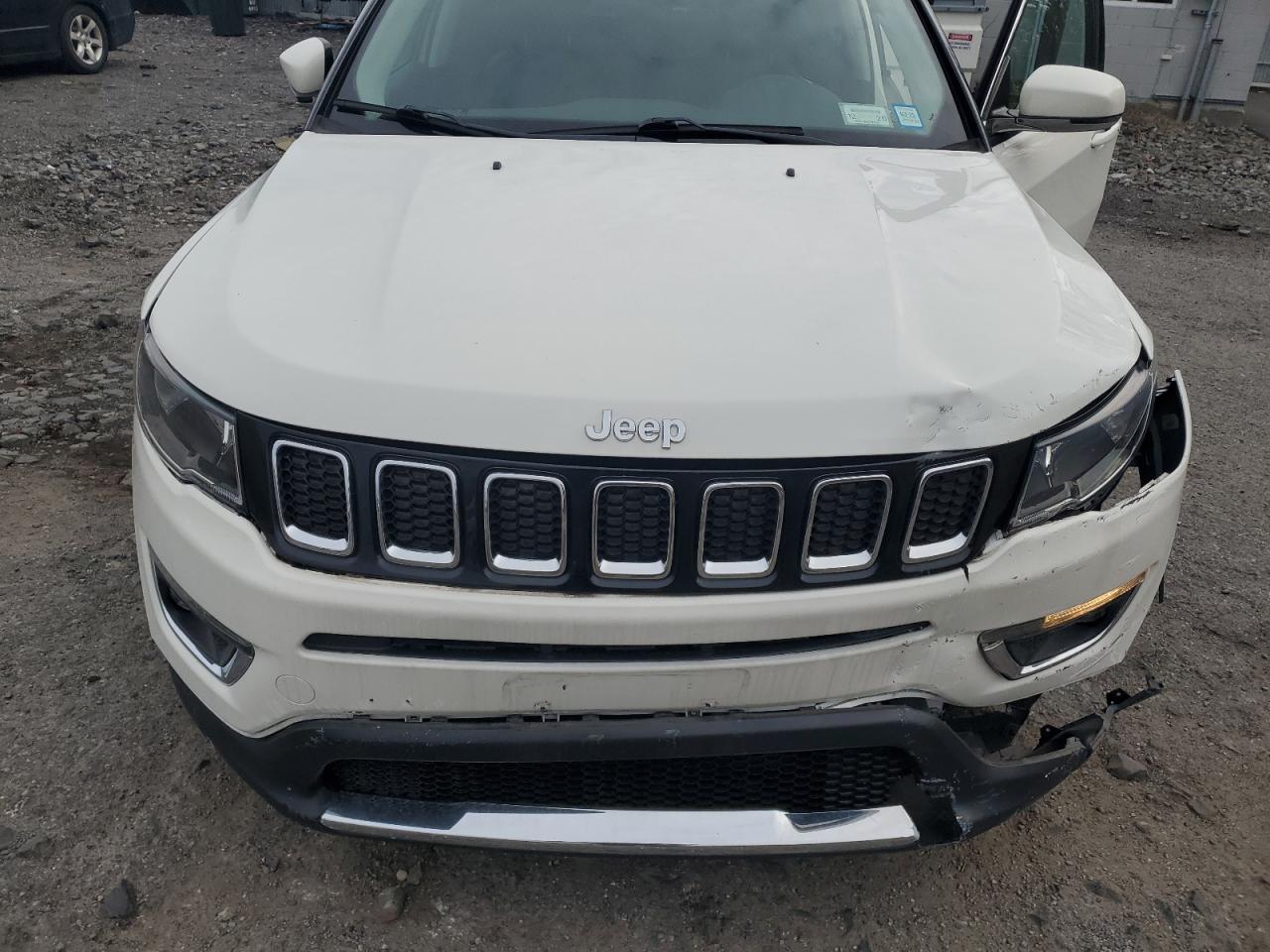 Lot #3033235827 2020 JEEP COMPASS LI