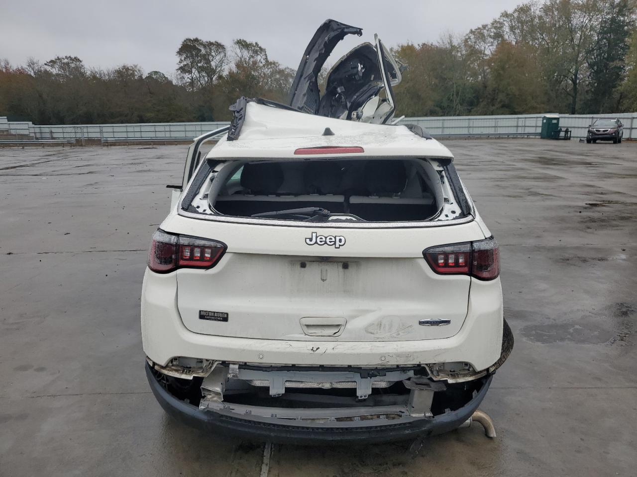 JEEP COMPASS LATITUDE