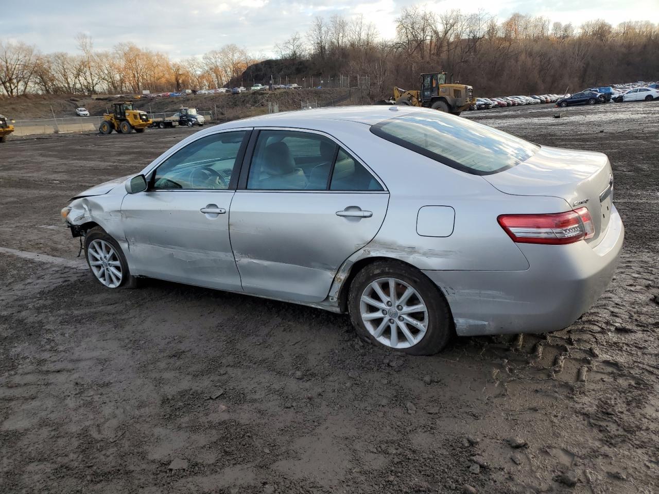 Lot #3050302909 2010 TOYOTA CAMRY BASE