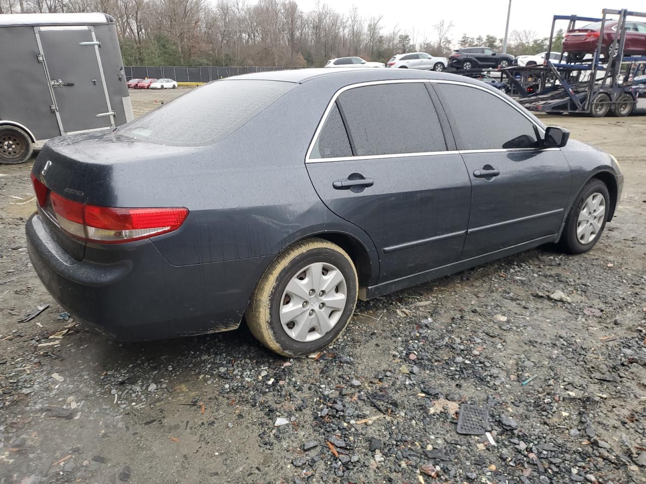 Lot #3033018000 2003 HONDA ACCORD LX