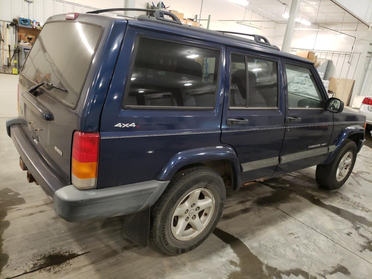 Lot #3034305116 2001 JEEP CHEROKEE