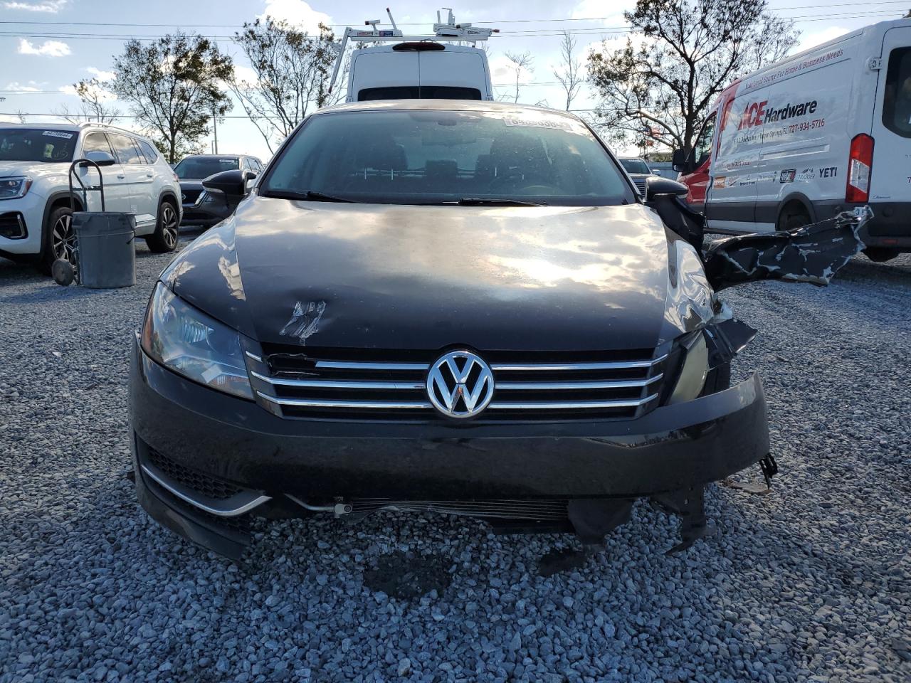 Lot #3044612234 2012 VOLKSWAGEN PASSAT SE