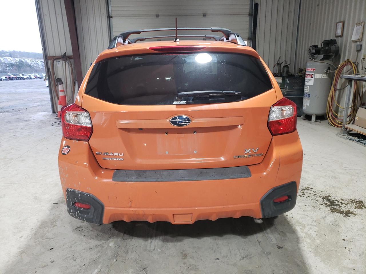 Lot #3033327908 2014 SUBARU XV CROSSTR