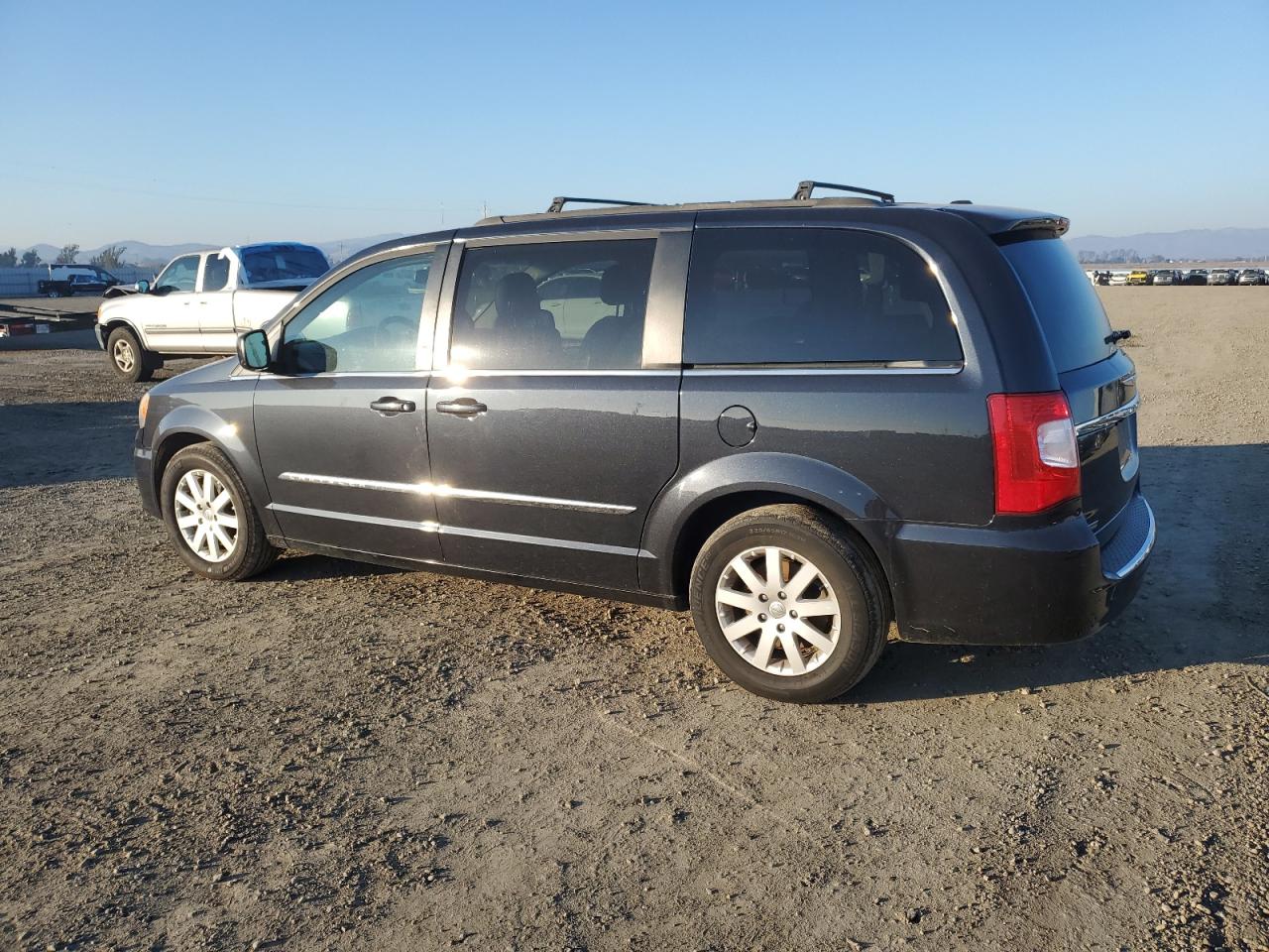 Lot #3023633255 2014 CHRYSLER TOWN & COU