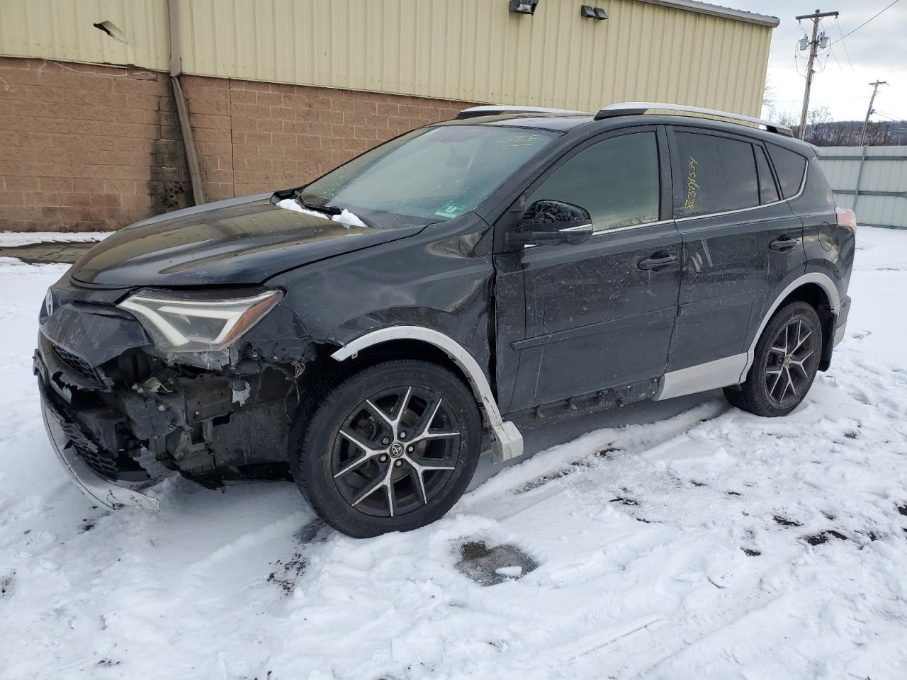  Salvage Toyota RAV4