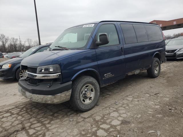 CHEVROLET EXPRESS G2 2004 blue sports v gas 1GNGG25U441127908 photo #1