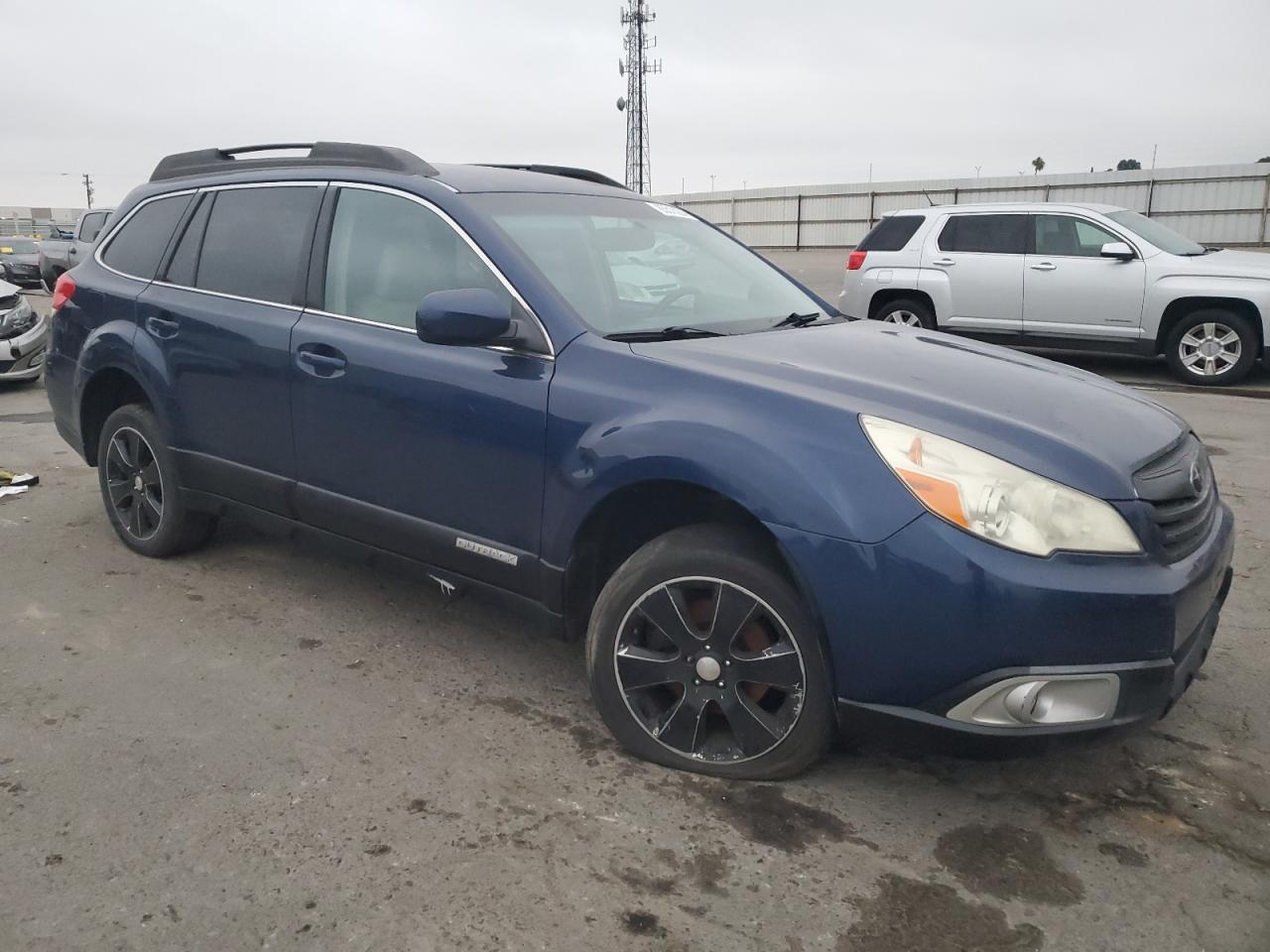 Lot #3029325724 2011 SUBARU OUTBACK 2.