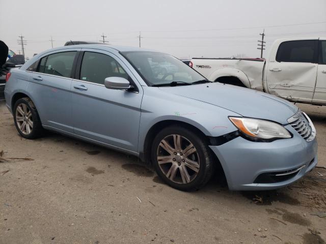 VIN 1C3CCBAB4DN640080 2013 CHRYSLER 200 no.4