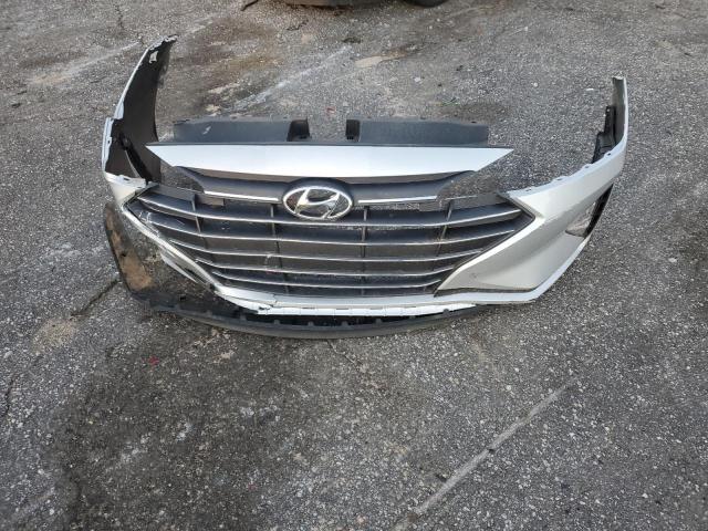 2019 HYUNDAI ELANTRA SE - KMHD84LF3KU879907