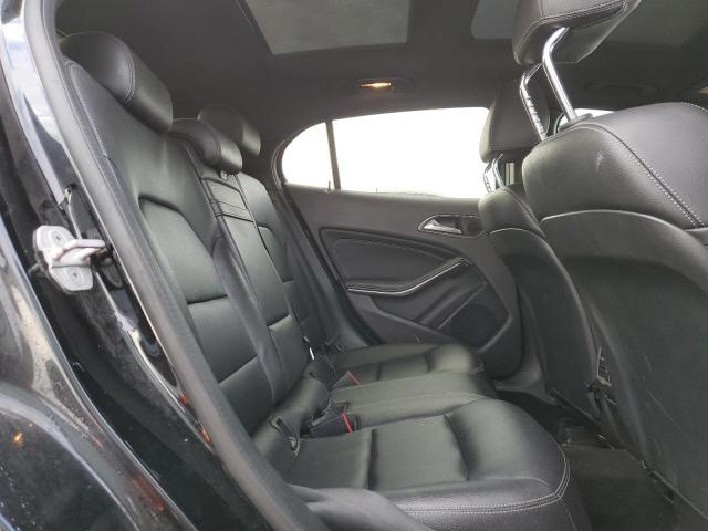 2017 MERCEDES-BENZ GLA 250 - WDCTG4EB5HJ312602