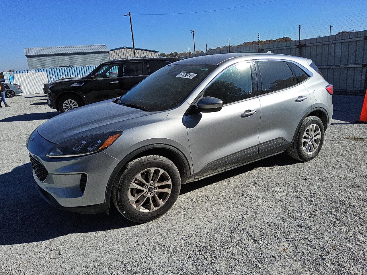 Lot #3025827341 2021 FORD ESCAPE SE