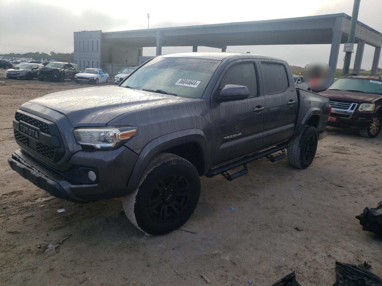  Salvage Toyota Tacoma