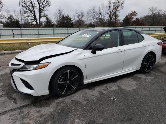 2019 TOYOTA CAMRY XSE 2019