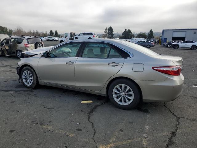 TOYOTA CAMRY LE 2015 tan  gas 4T4BF1FK0FR467329 photo #3