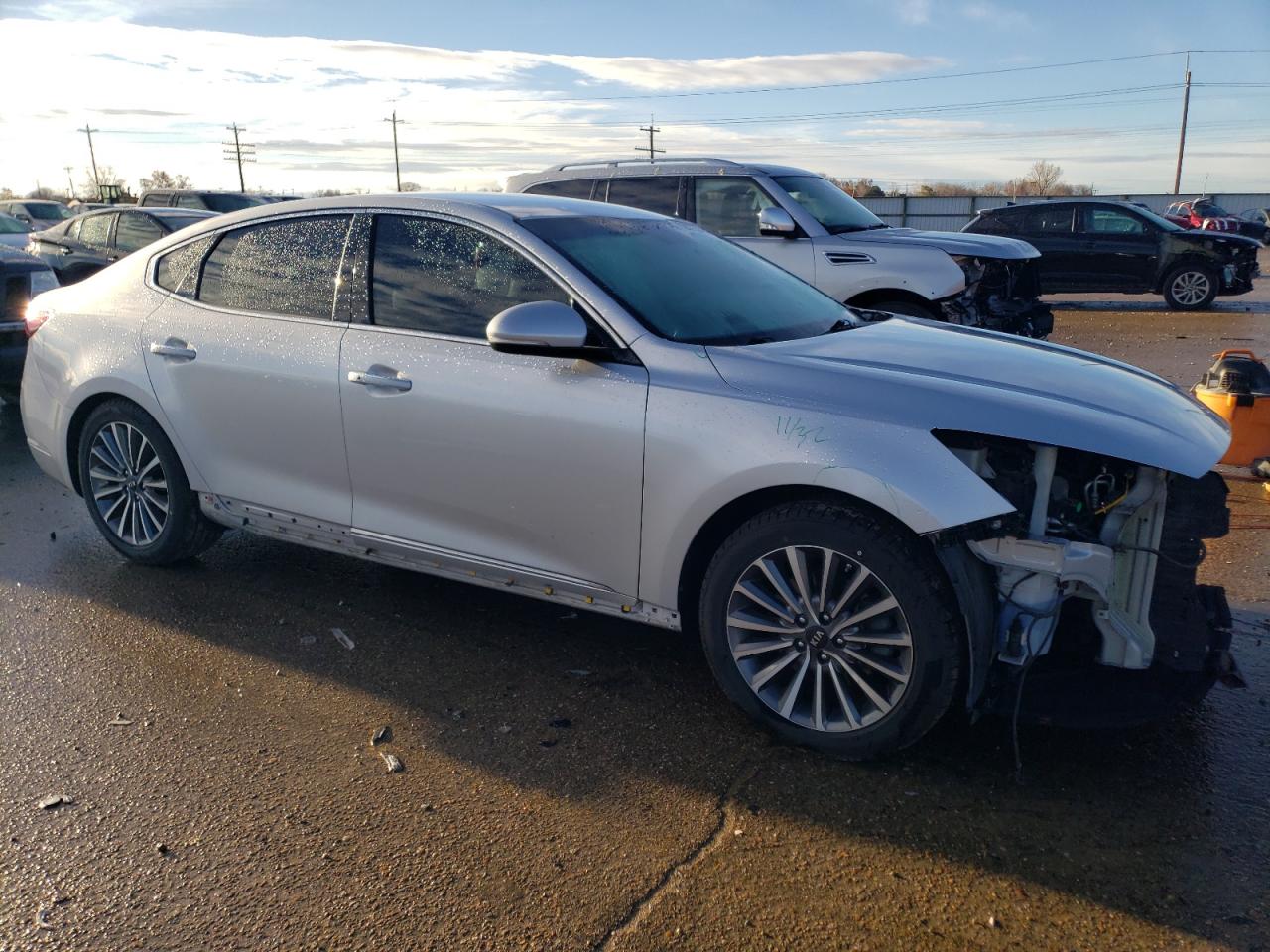 Lot #3033060991 2017 KIA CADENZA PR