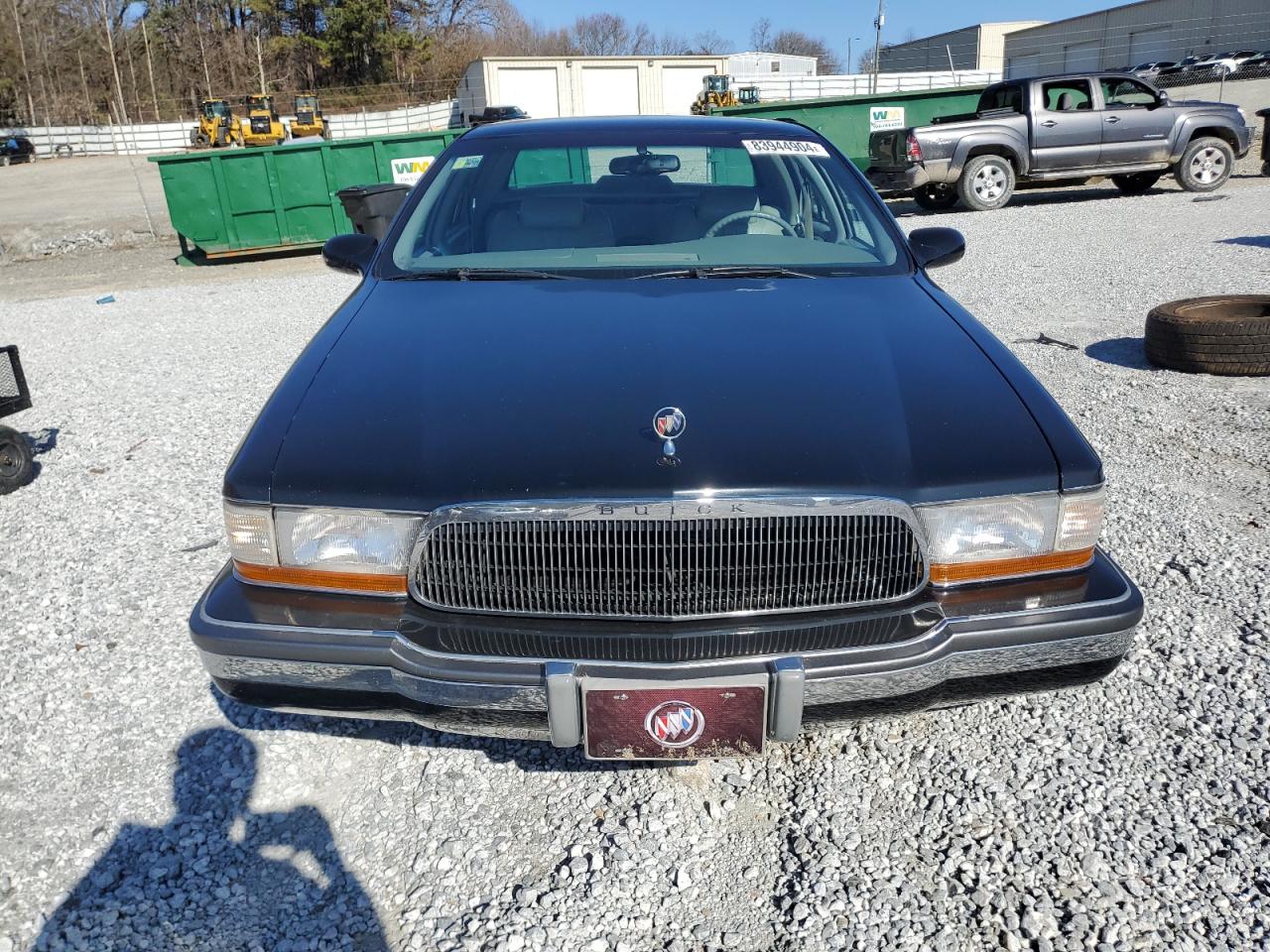 Lot #3030752104 1995 BUICK ROADMASTER