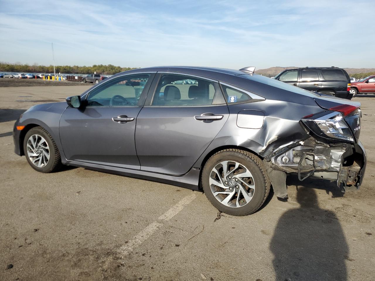 Lot #3045792643 2018 HONDA CIVIC EX