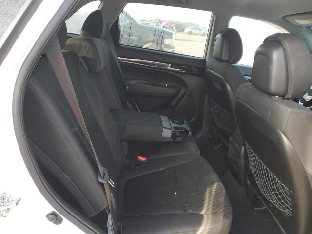 2015 KIA SORENTO LX - 5XYKT3A6XFG625058