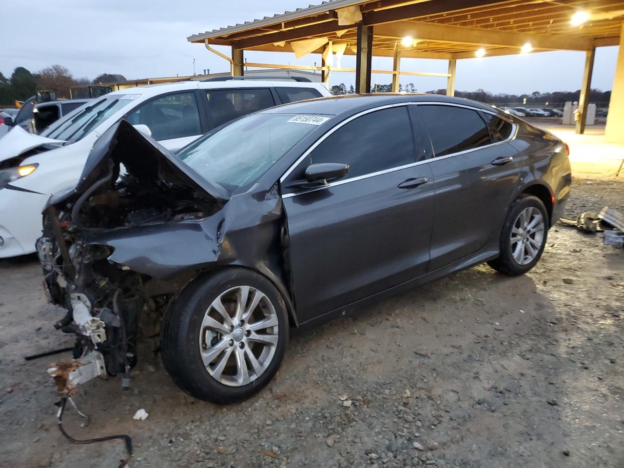  Salvage Chrysler 200