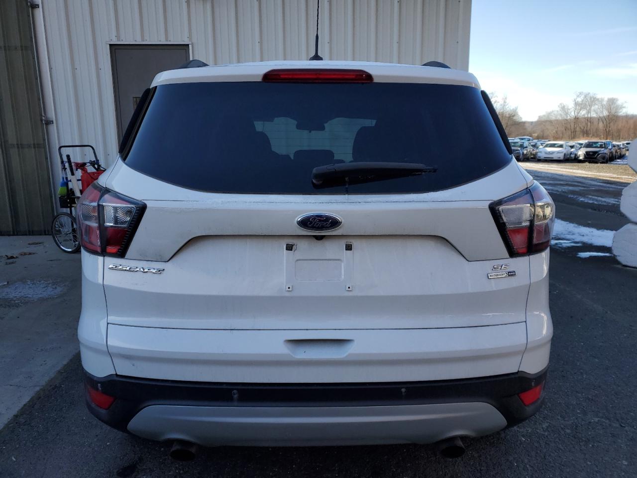 Lot #3033164212 2017 FORD ESCAPE SE