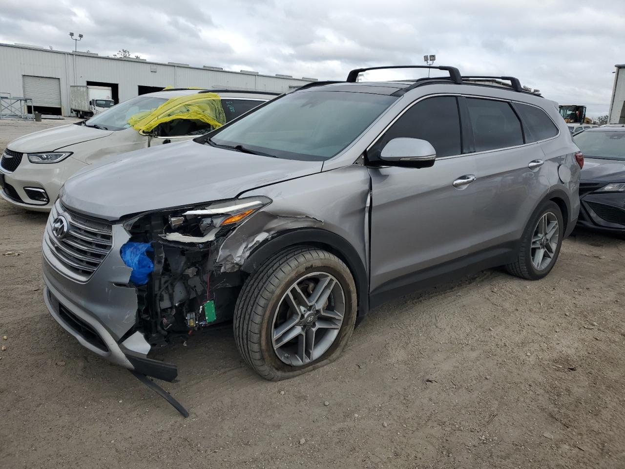  Salvage Hyundai SANTA FE