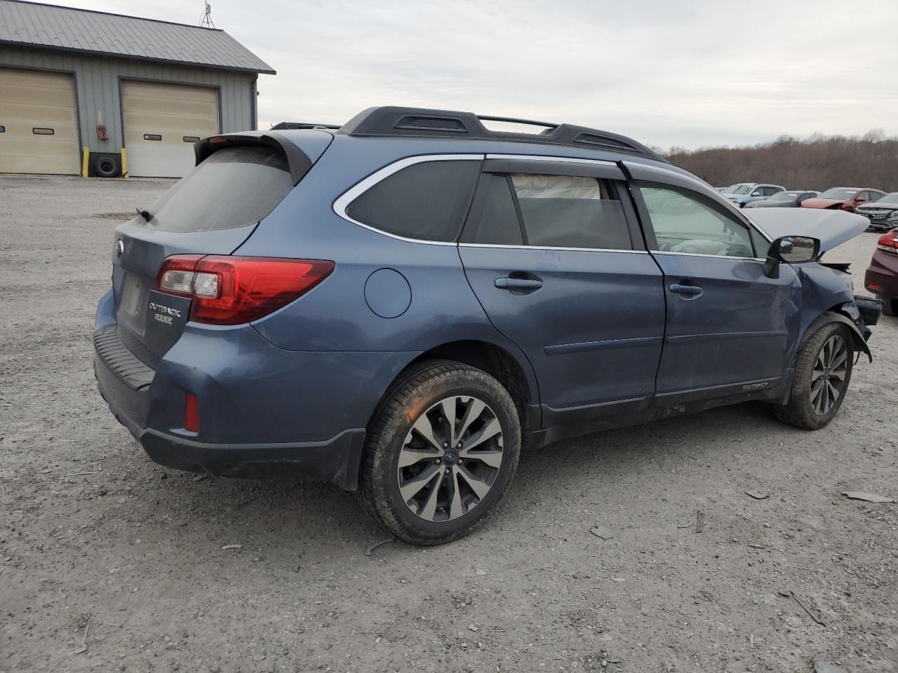 Lot #3033327819 2015 SUBARU OUTBACK 2.