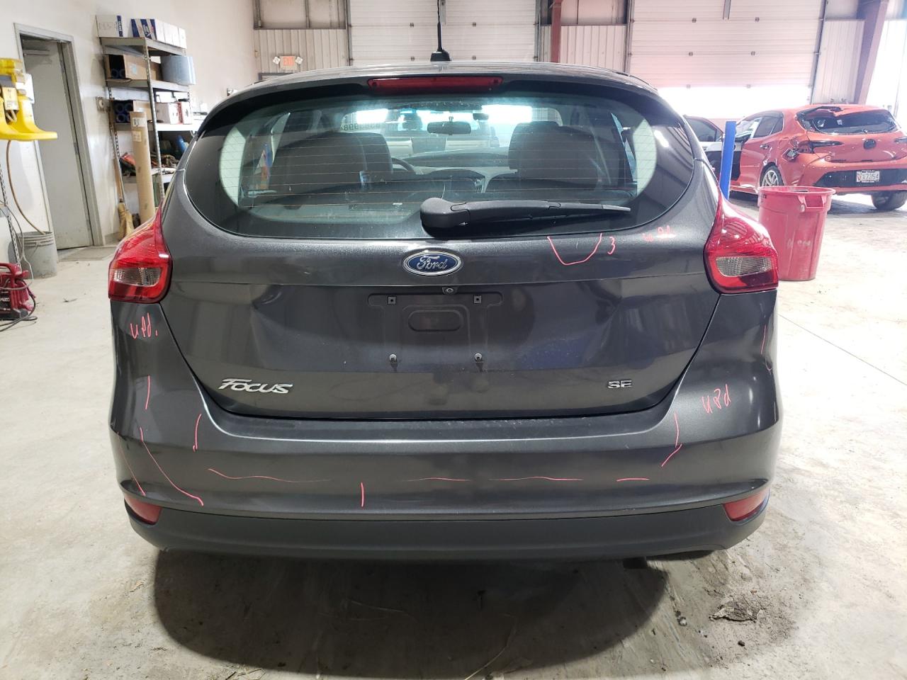 Lot #3033327897 2018 FORD FOCUS SE