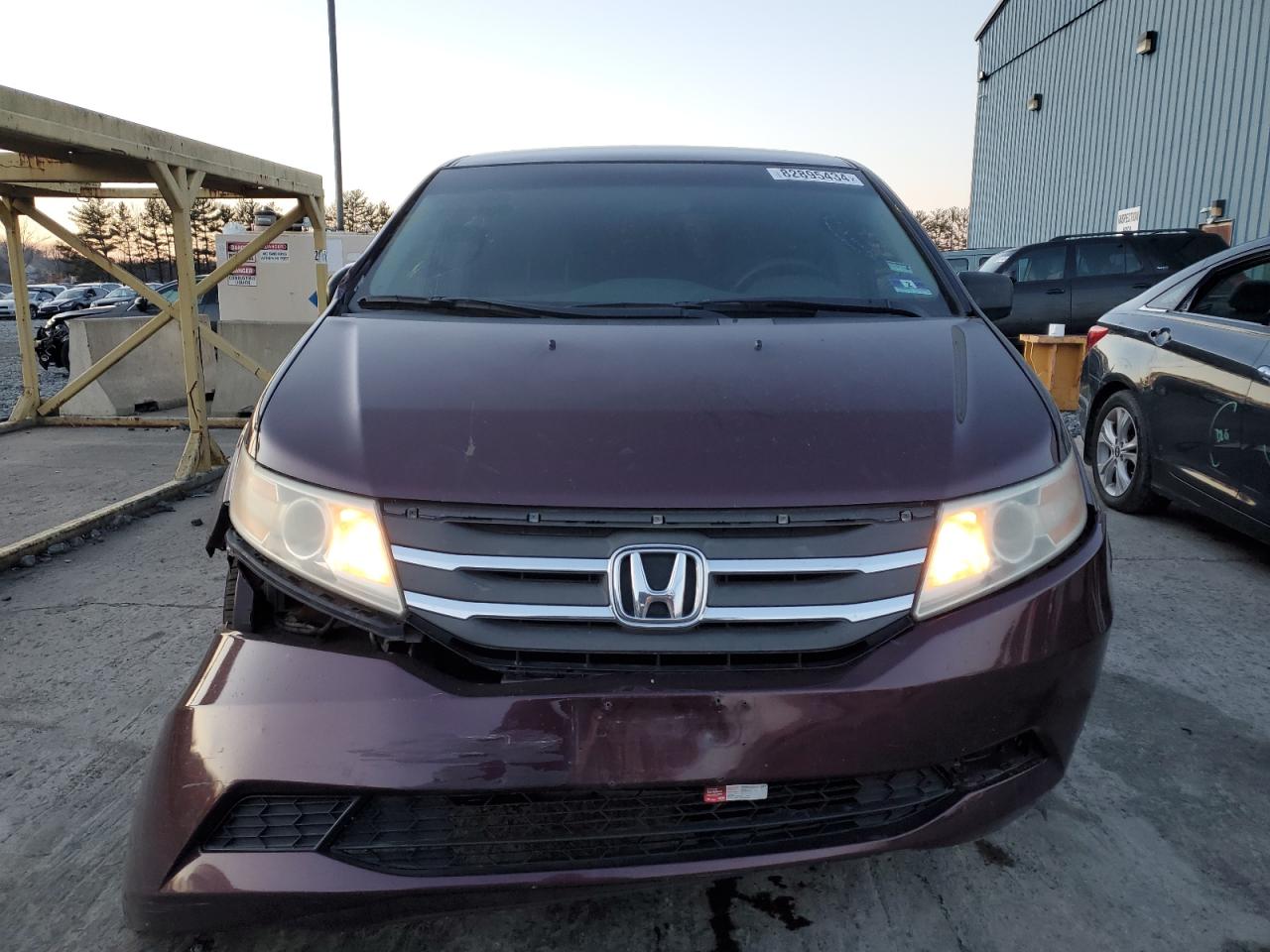 Lot #3055191963 2011 HONDA ODYSSEY LX