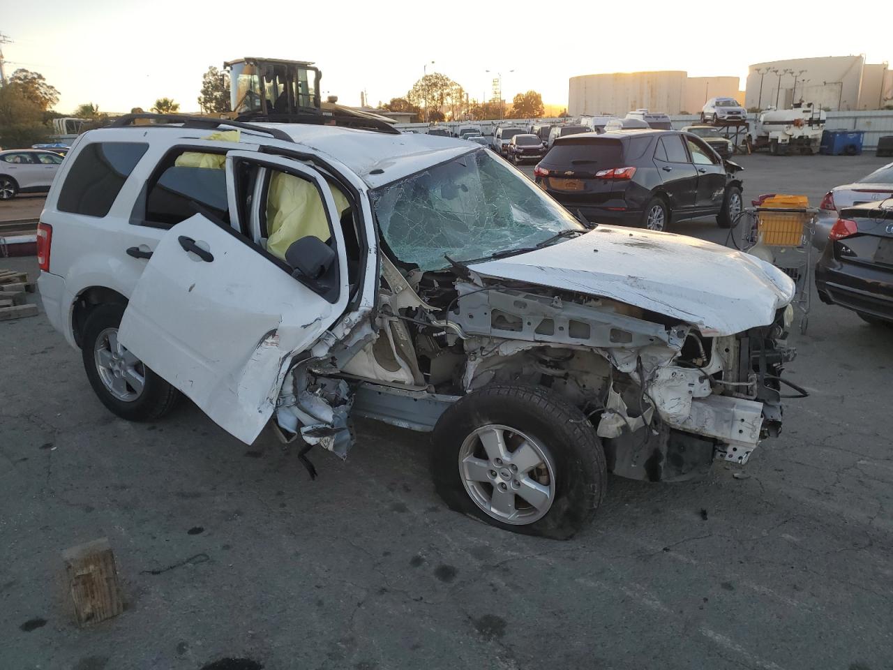 Lot #3045841629 2009 FORD ESCAPE XLT