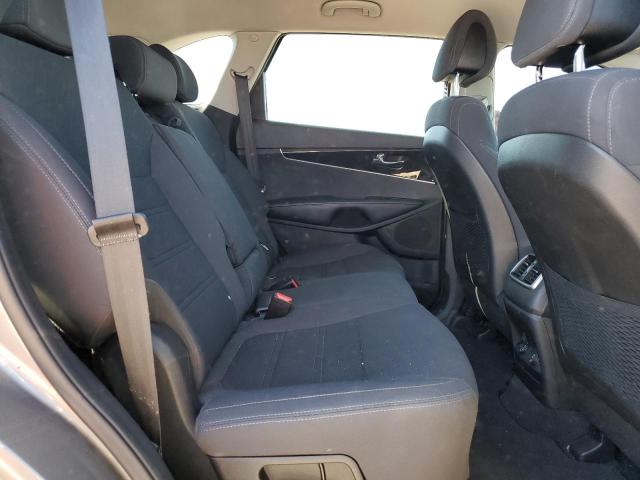 2016 KIA SORENTO LX - 5XYPG4A38GG060929