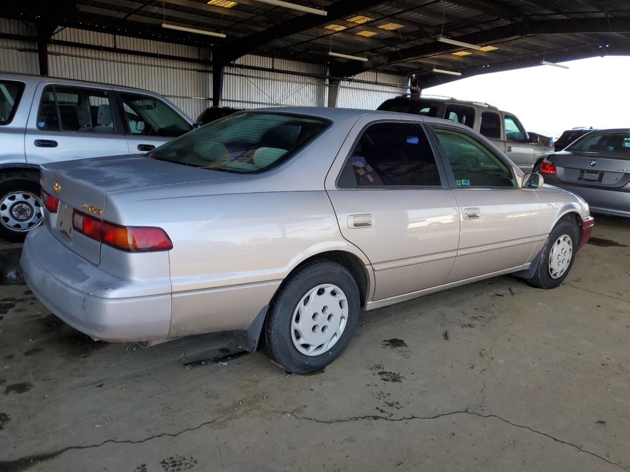 Lot #3029479715 1997 TOYOTA CAMRY CE