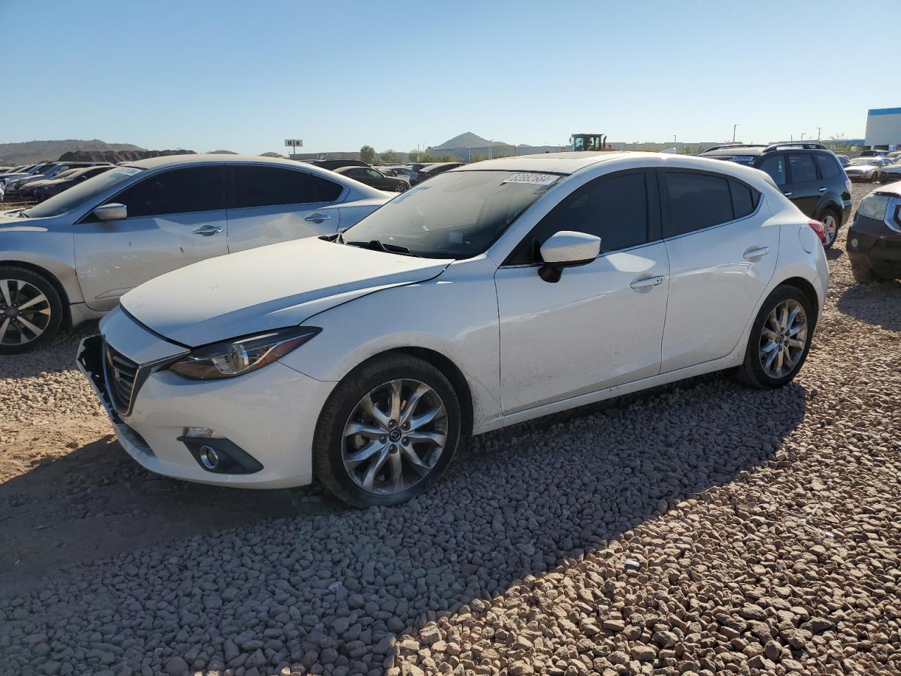 Lot #3048419091 2015 MAZDA 3 GRAND TO