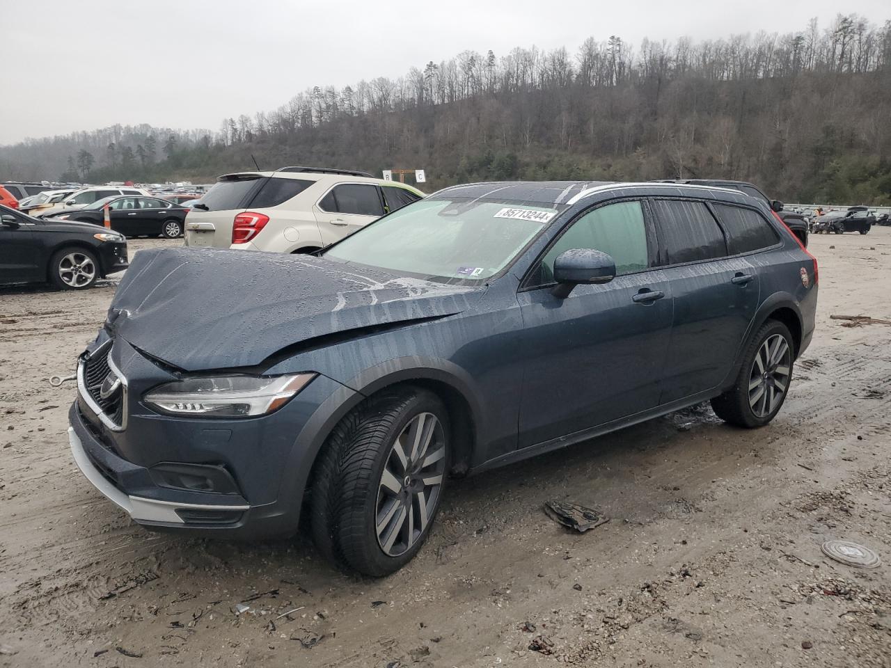  Salvage Volvo V90