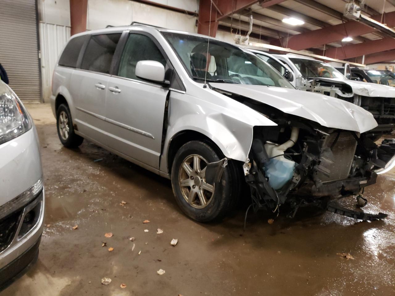 CHRYSLER TOWN & COUNTRY TOURING