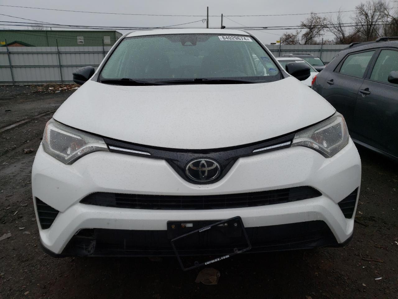 Lot #3030408469 2018 TOYOTA RAV4 LE