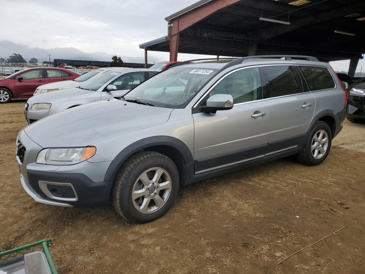 Lot #3031620817 2012 VOLVO XC70 3.2