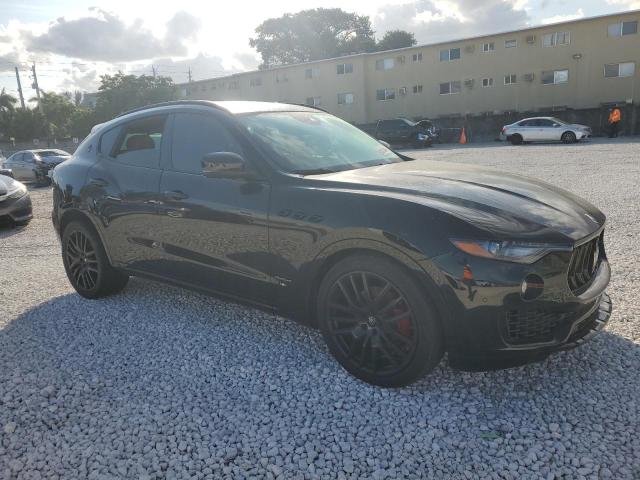 VIN ZN661XUS5JX302130 2018 MASERATI ALL MODELS no.4