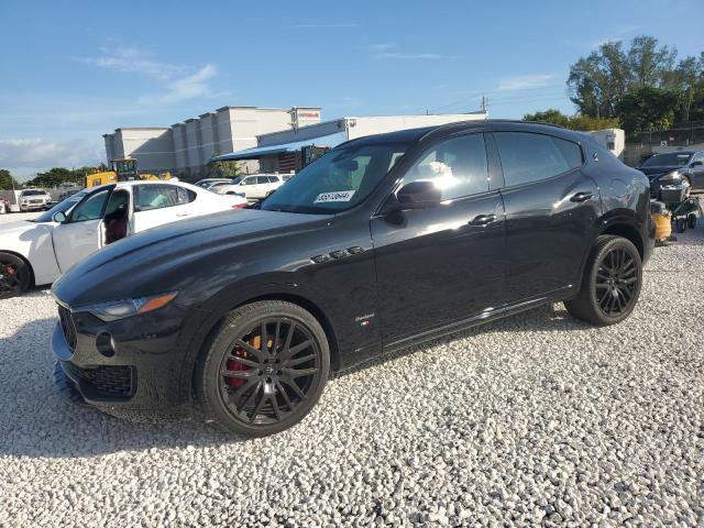 MASERATI LEVANTE SP 2018 black  gas ZN661XUS5JX302130 photo #1