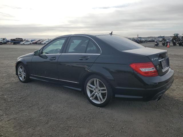 VIN WDDGF4HB2DA829488 2013 MERCEDES-BENZ C-CLASS no.2