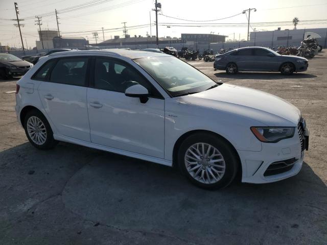 2016 AUDI A3 E-TRON WAUVPBFFXGA116655