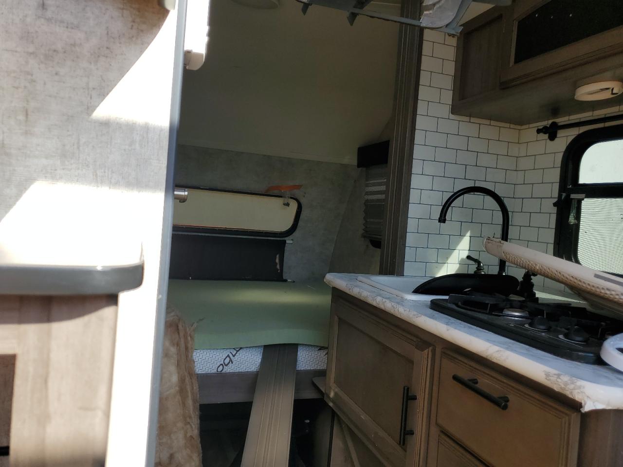 Lot #3048592890 2016 WINNEBAGO WINNEBAGO