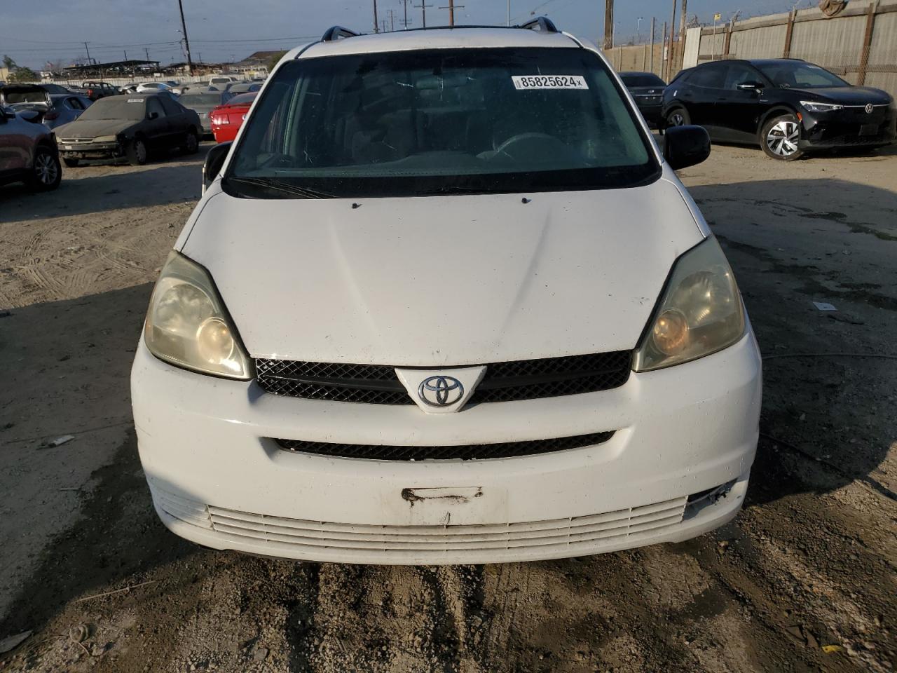 Lot #3032994001 2005 TOYOTA SIENNA CE