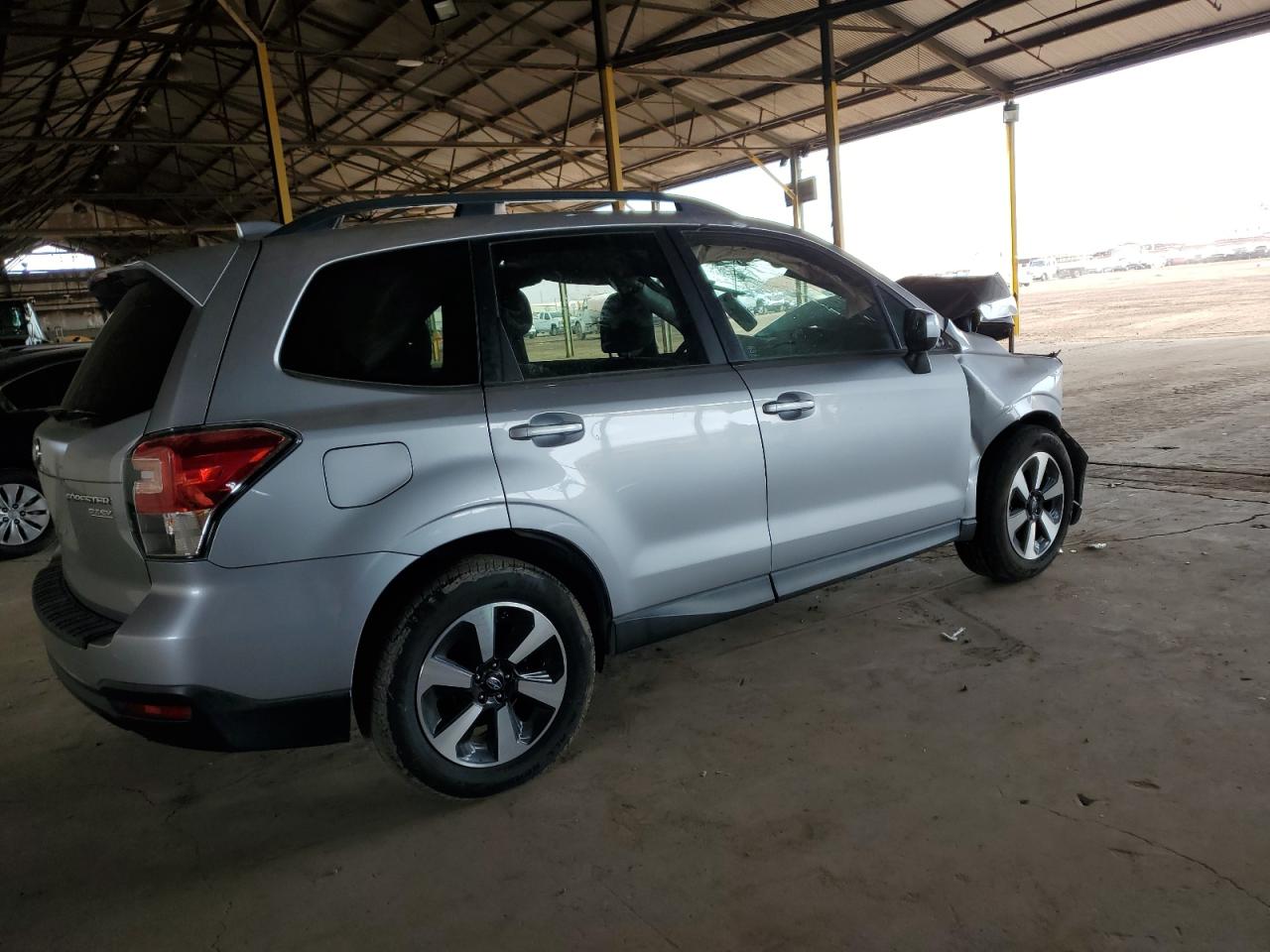 Lot #3027029787 2017 SUBARU FORESTER 2