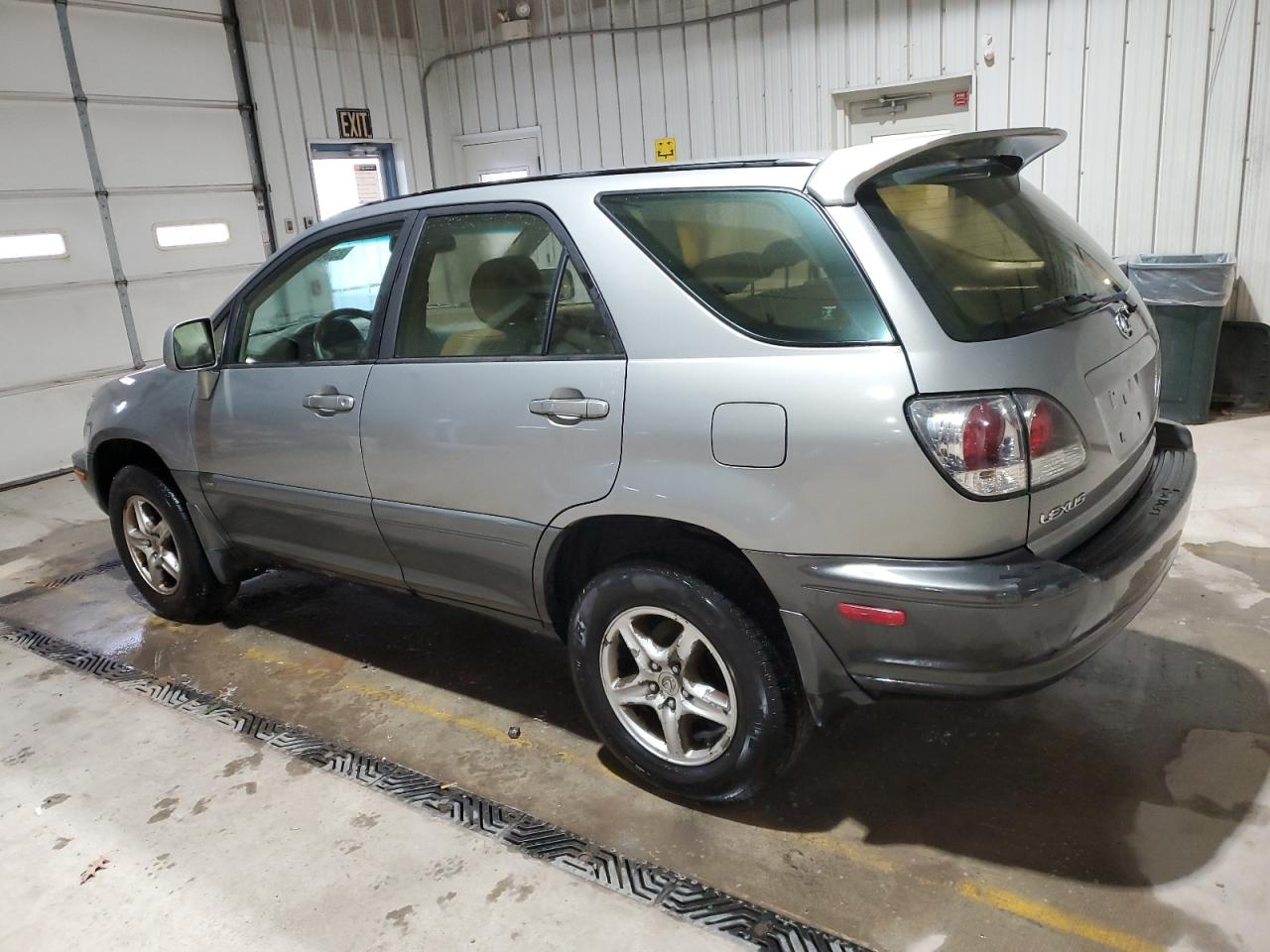 Lot #3049580648 2002 LEXUS RX 300