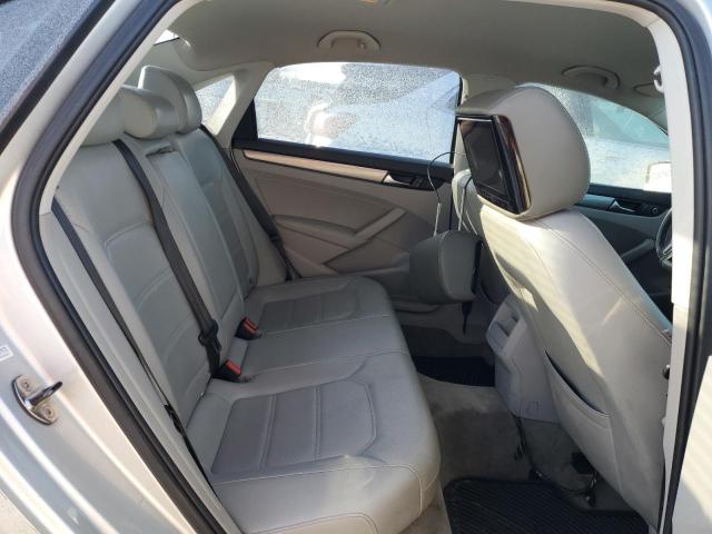 2015 VOLKSWAGEN PASSAT S - 1VWAT7A34FC002285