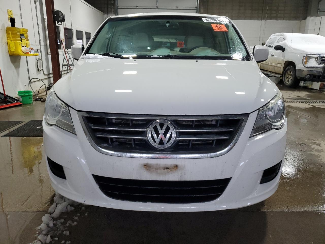 Lot #3034296080 2010 VOLKSWAGEN ROUTAN SE