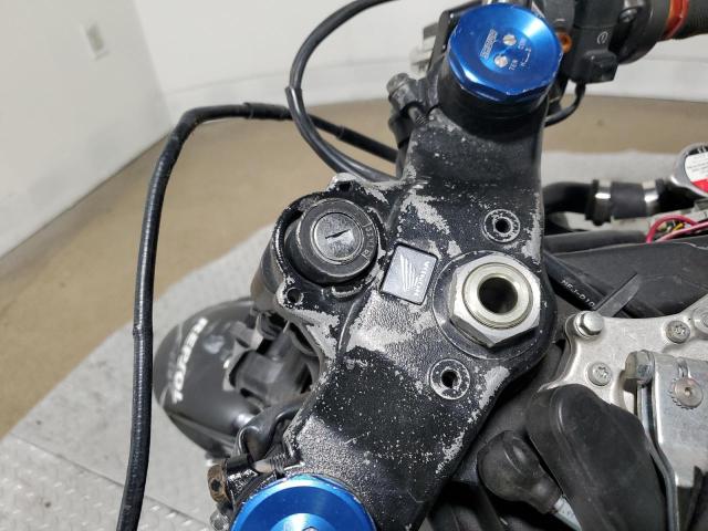 2015 HONDA CBR600 RR JH2PC4009FK800653