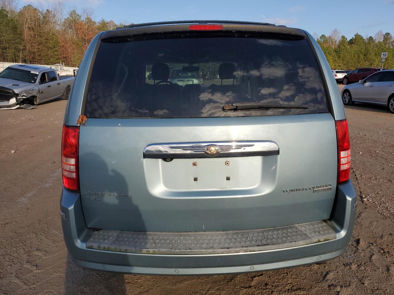 Lot #3028345797 2009 CHRYSLER TOWN & COU