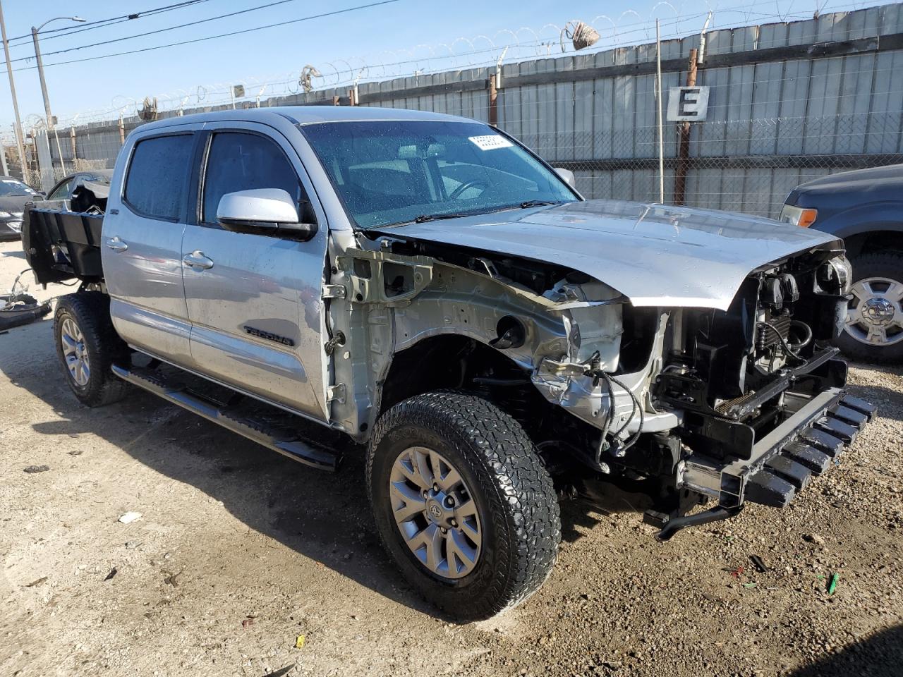 Lot #3041962207 2017 TOYOTA TACOMA DOU