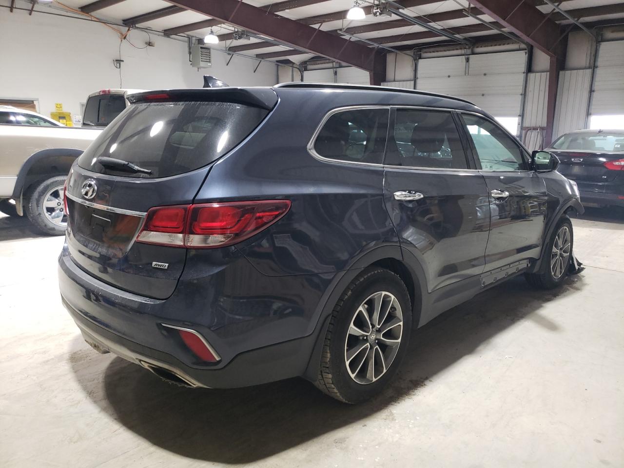 Lot #3041847471 2017 HYUNDAI SANTA FE S